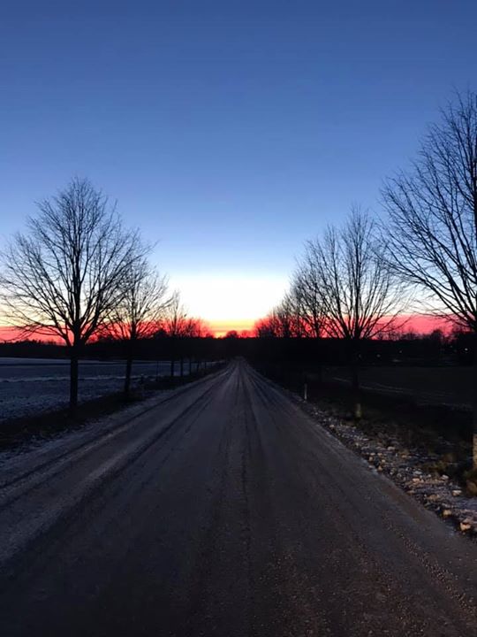 Idag var alle’n extra vacker! Vilken solnedgång T r e v l i g…