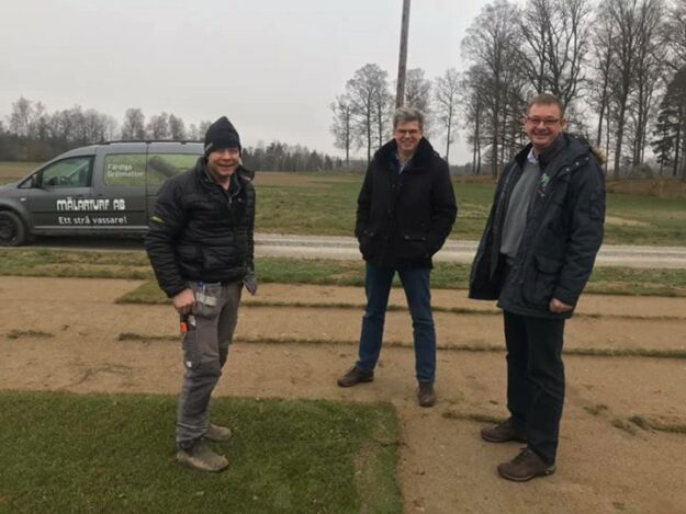 Finbesök i Taxinge idag! Ändå från Luxemburg minsann, bröderna som tillverkar de klipparna V-mow…