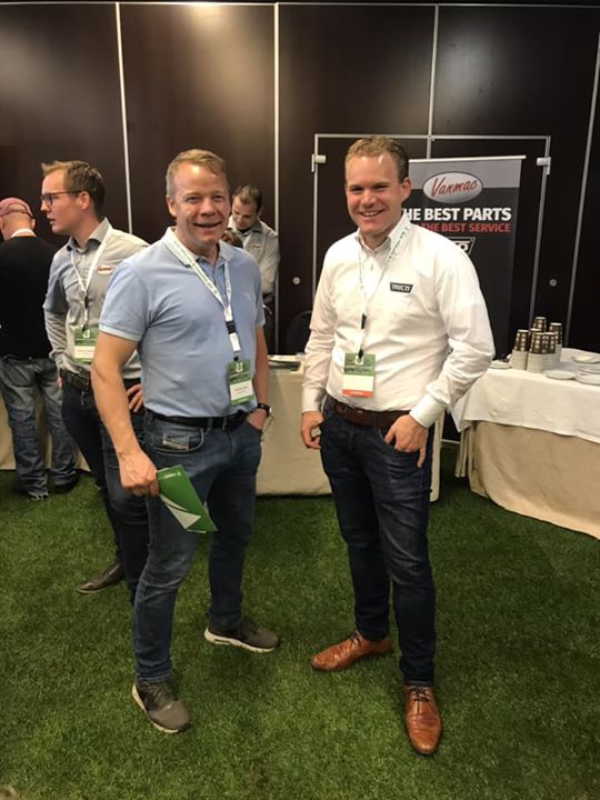 Många trevliga leverantörer på plats, här är Martin frånVanmac Bästa mötet är dock alltid…