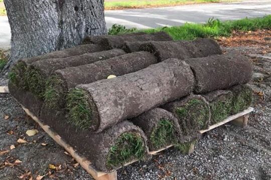 En liten pall som ska hämtas av kund idag, ni vet väl att vi…