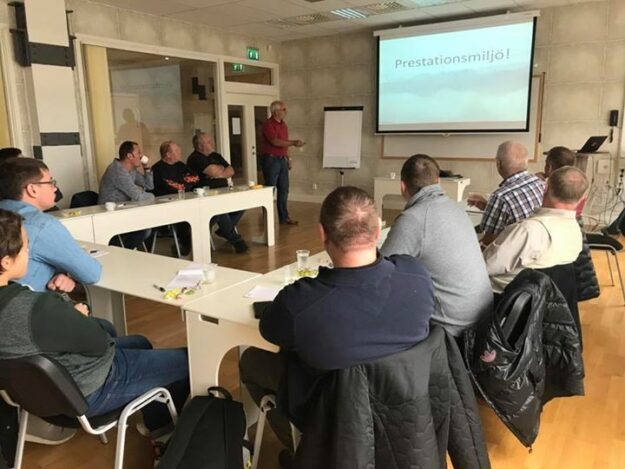 Idag står maskinerna stilla och vi har konferens i Nyköping! Johan Plate har som…