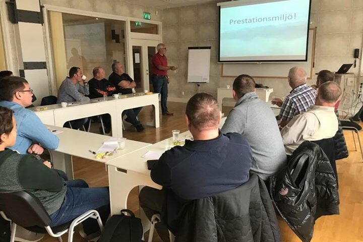 Idag står maskinerna stilla och vi har konferens i Nyköping! Johan Plate har som…