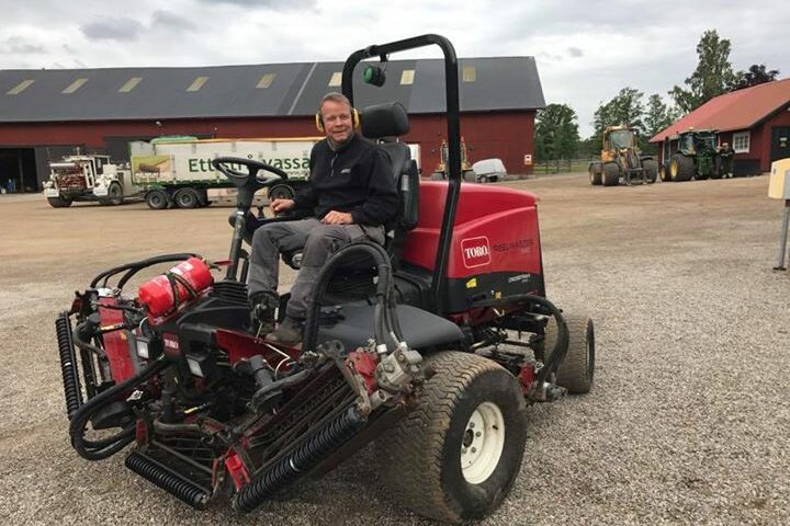 Äntligen fick Gräsodlarn också köra en maskin