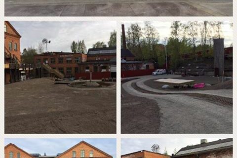 Bakom ett rött plank i Södertälje växer det fram en fantastiskt fin trädgård och…