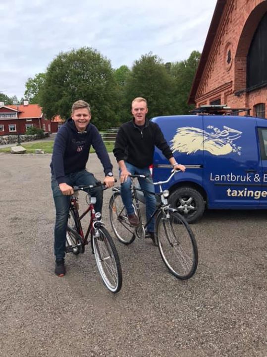 Fredagskorv och fredagsöl, det är sen gammalt Ännu en fantastisk vecka är till ända,…