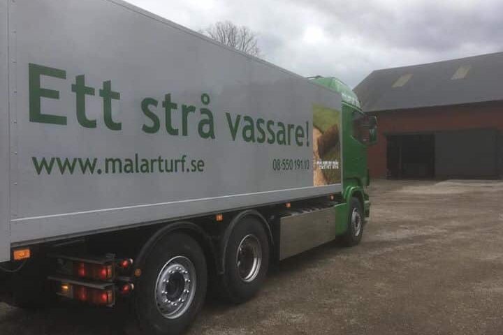 Nu har Magnus gjort klart lastbilen och i slutet av nästa vecka rullar den…