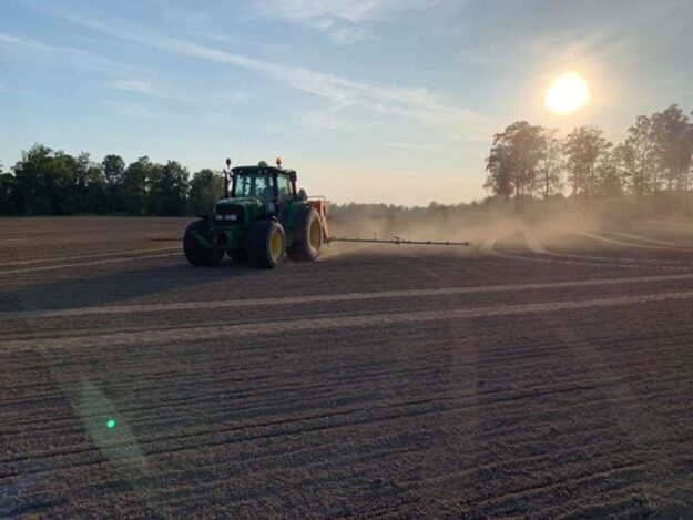 Nu ikväll sår vi sista fältet för säsongen️
